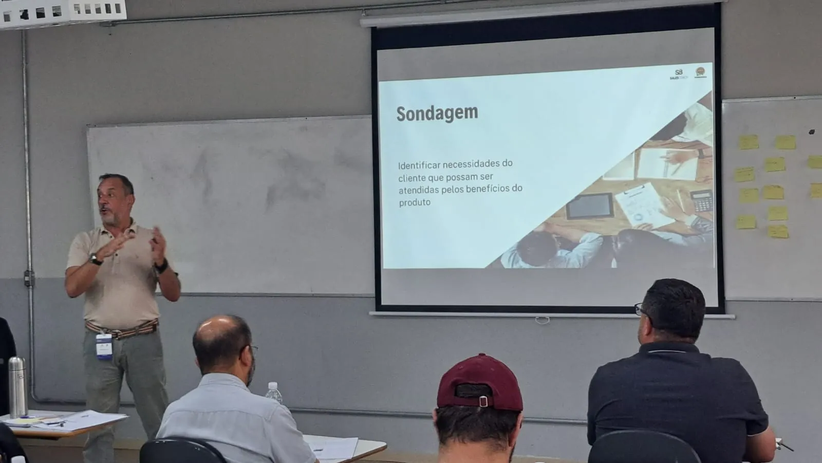 Imagem ilustrativa de Curso comercial de vendas